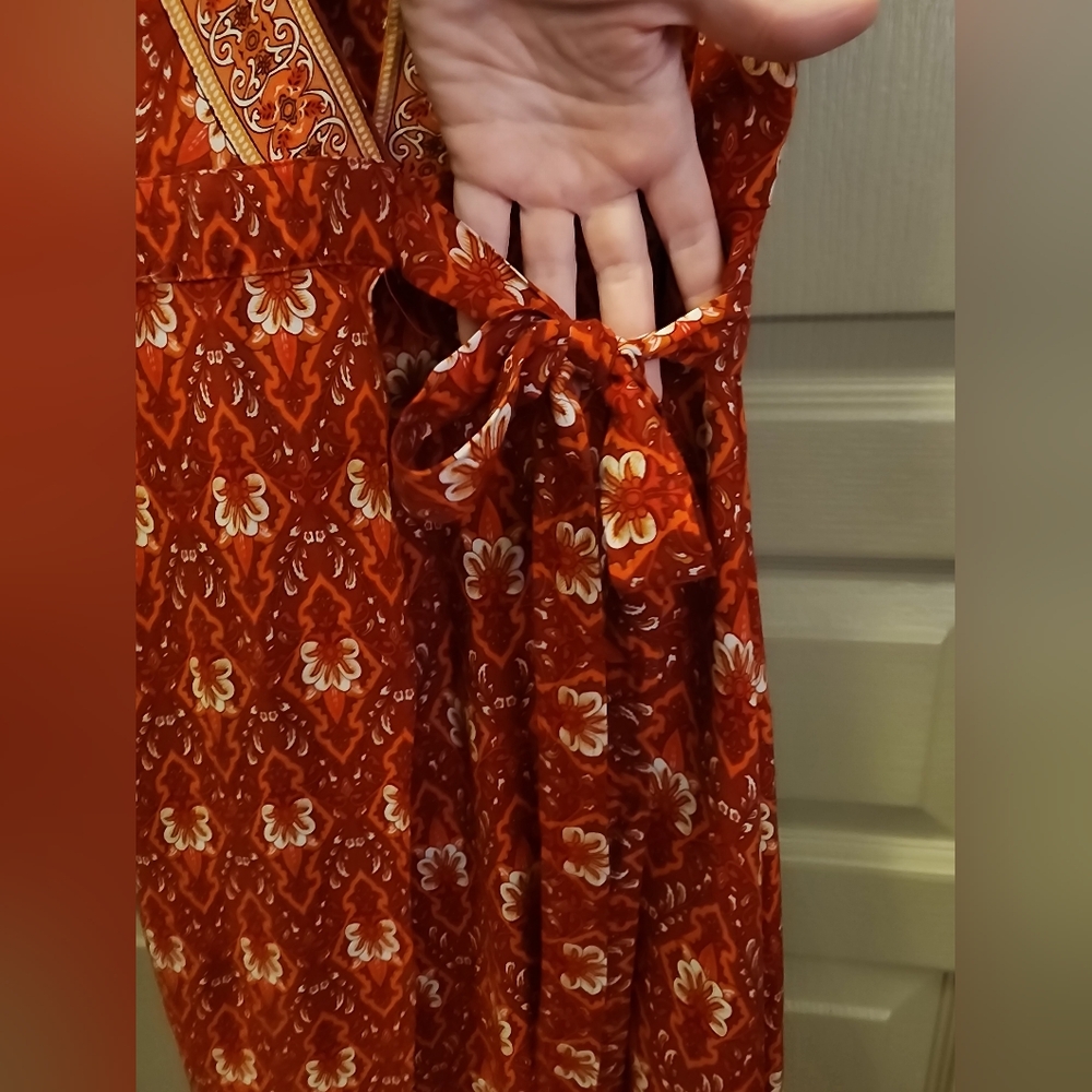 Red Patterned Maxi Wrap Dress - Picture 4 of 8